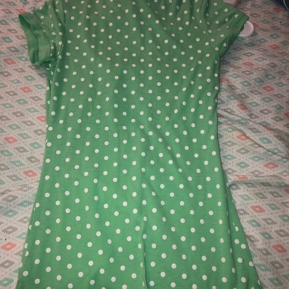 Nice T-shirt - Picture 2 of 3